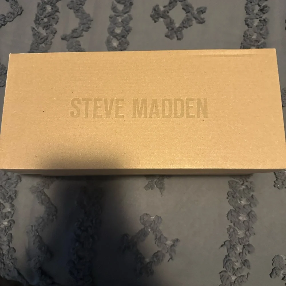 Steve Madden Black Mesh Open-Toe Heels - Picture 6 of 6